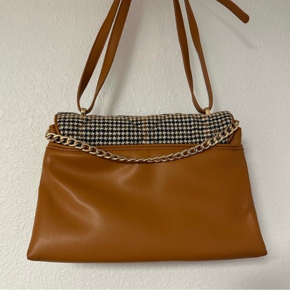 A New Day Plaid Crossbody Bag With Gold Chain - Picture 5 of 16